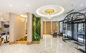 Hotel Bristol